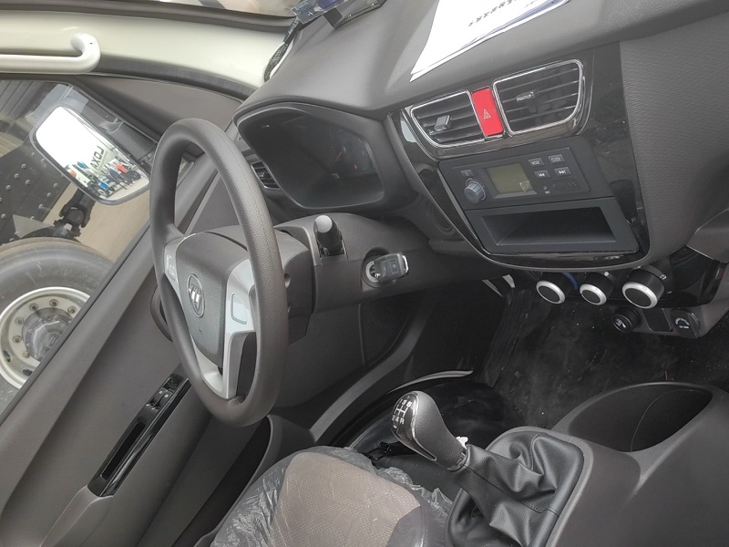 FOTON Xiangling TM3 Van Truck With Cab