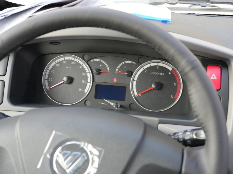 &nbsp;foton-g9-14-seater-minibus-rhd-dashboard