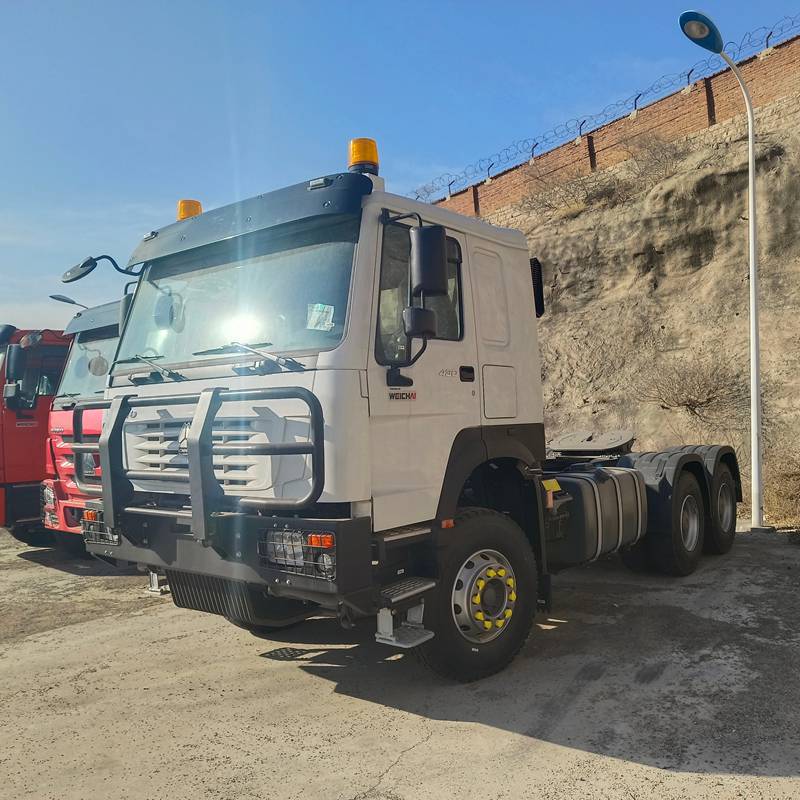  HOWO 6X4 Truck Head with front