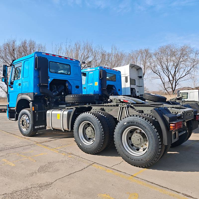 HOWO 6x4 400HP tractor head with chassis