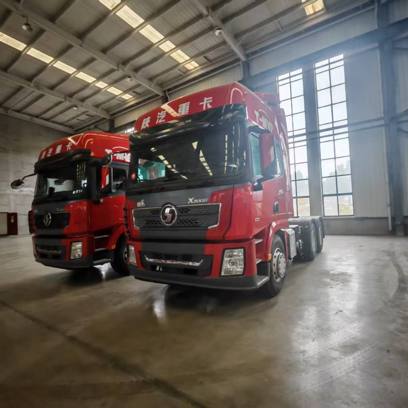 SHACMAN X3000 tractor truck with side