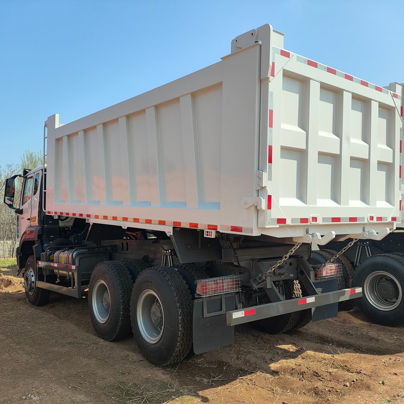 -howo-nx-371hp-6x4-box.webp