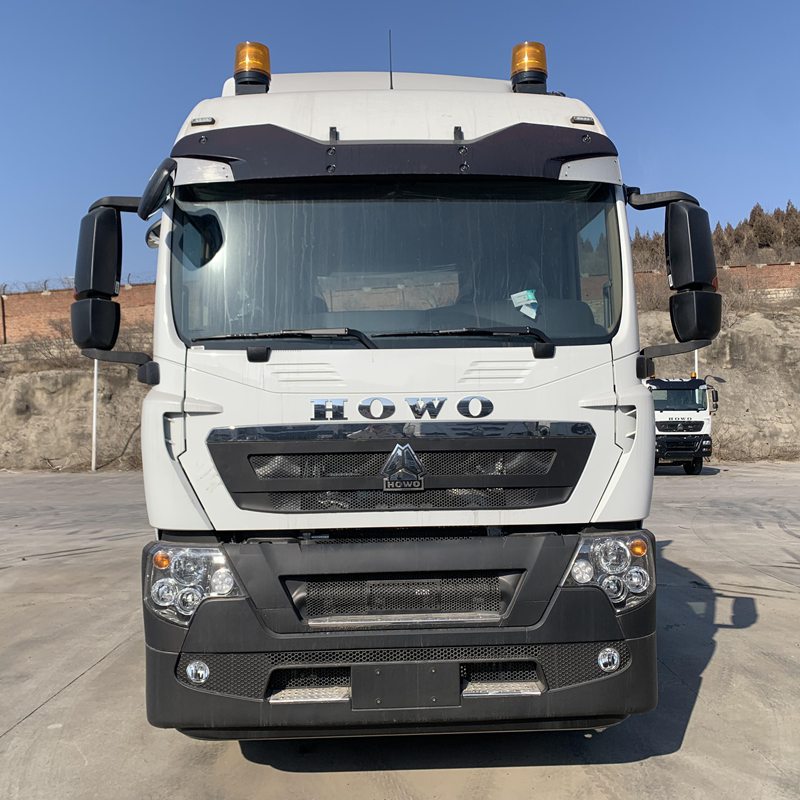 HOWO TX 4X2 Tractor Head with front