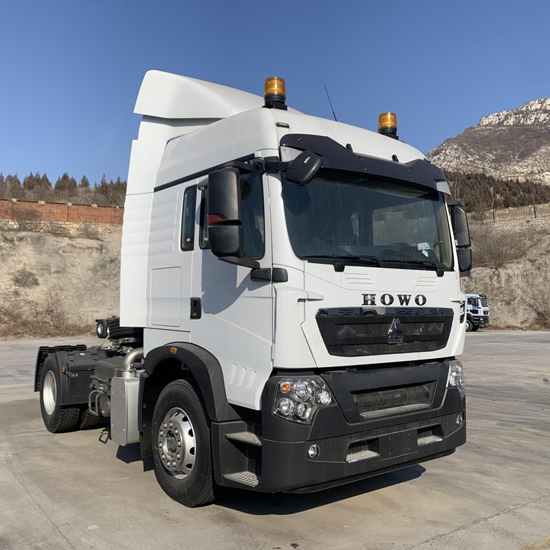 HOWO TX 4X2 Tractor Head with side