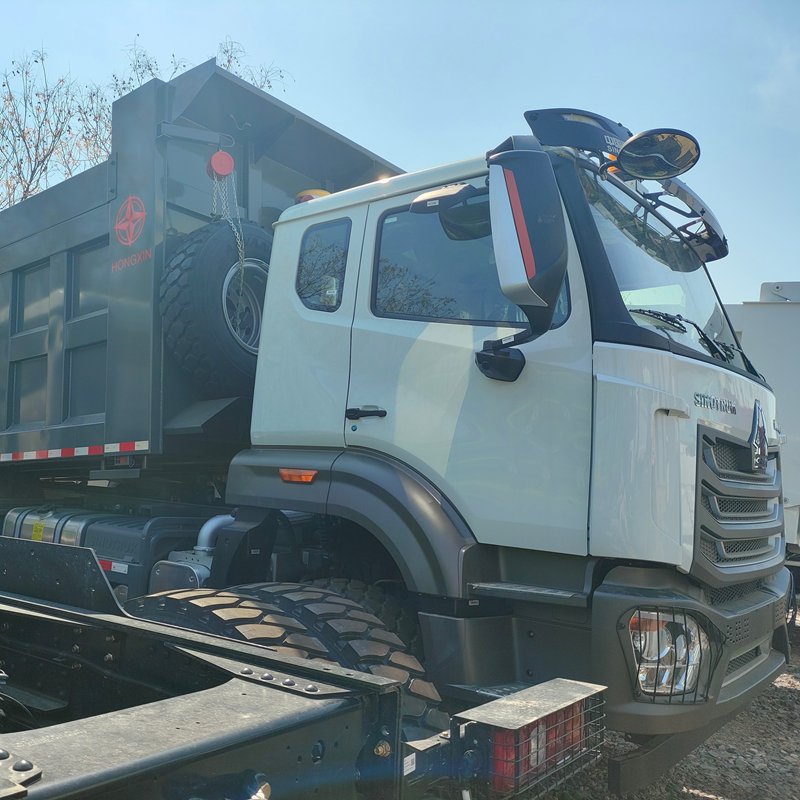 -howo-nx-dump-truck-head.webp