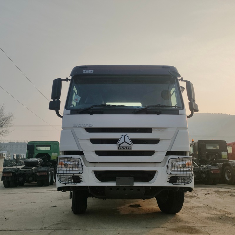 HOWO 6x4 380HP Tractor Truck with front
