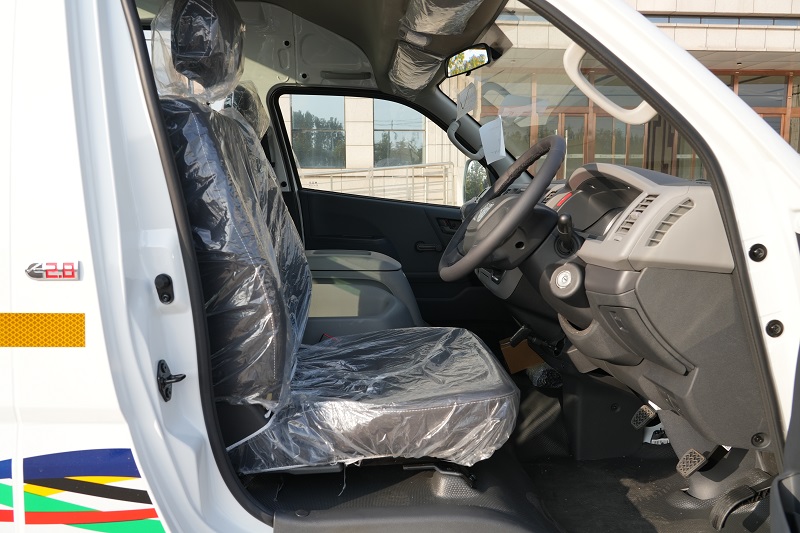 High Roof Foton View CS2 16 Seat Diesel Bus Export to Kenya