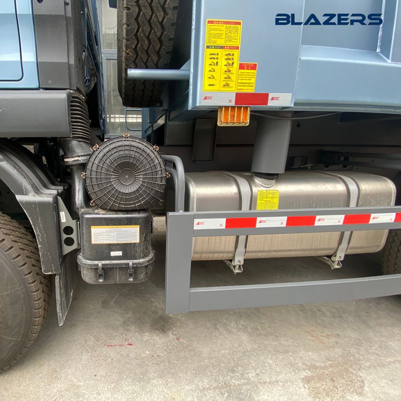 -howo-6x4-dump-truck-371hp-fuel-tanker.webp