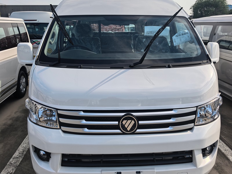 &nbsp;Front view of Foton VIEW CS2 16-seat electric minibus, factory new shuttle bus for Ivory Coast customer&nbsp;