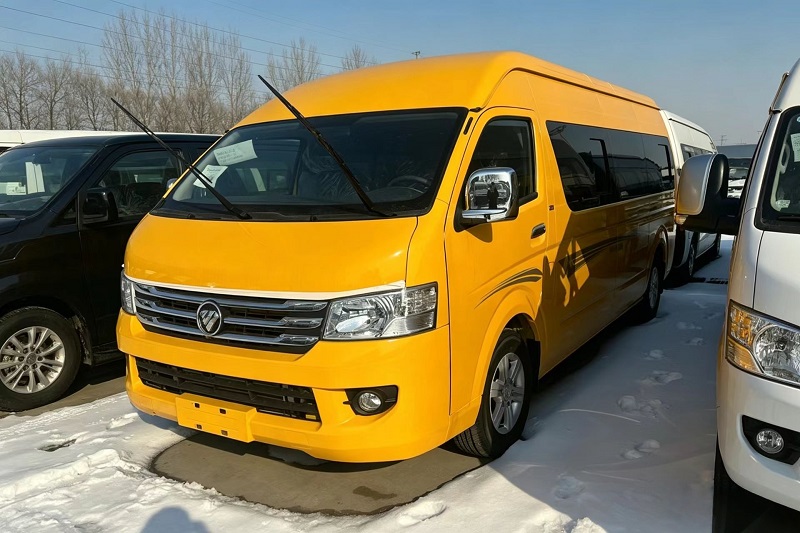 45 Degree Front View FOTON VIEW CS2 13-19 Seats Minibus RHD for Togo Urban Shuttle Transport