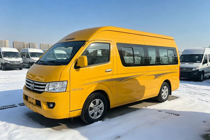 Right front 45 degree photo of FOTON VIEW CS2 commercial minibus, LHD RHD available for intercity transport