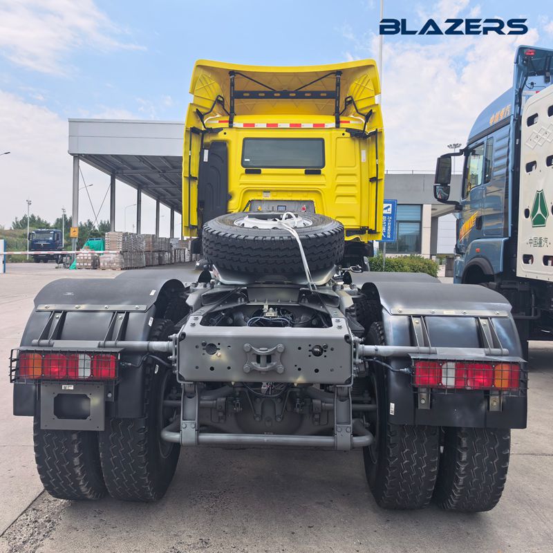 -howo-6x4-400hp-tractor-truck-back.webp