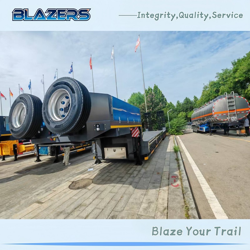 Factory price 3 Axle 50 Tons Low Bed Semi Trailer for Liberia