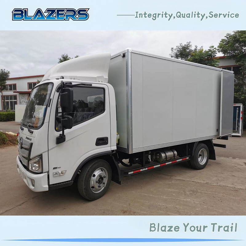 Durable Light Duty 4x2 FOTON AUMARK S Box Truck For Logistics Transport