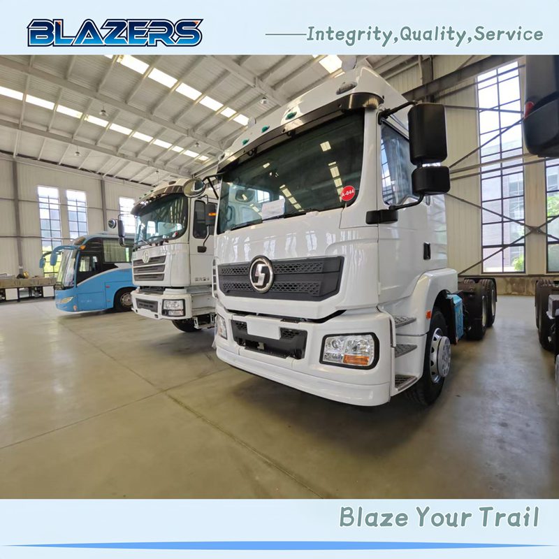 Lightweight SHACMAN M3000 6X4 Tractor Truck  LHD For Benin
