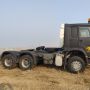 Practical SINOTRUCK HOWO 6X4 430HP Trailer Truck For  Nigeria